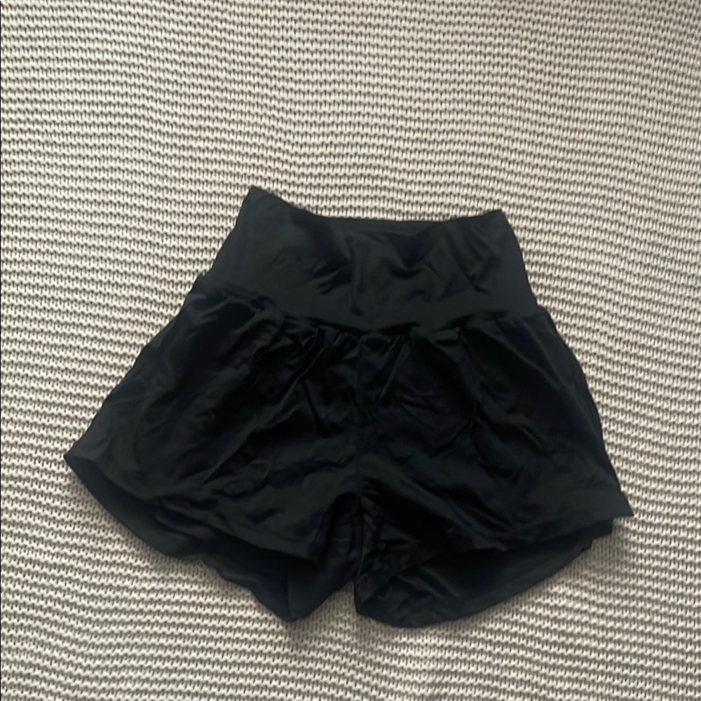 HALARA Black Athletic Shorts with Elastic Waistband and Flowy Fit
